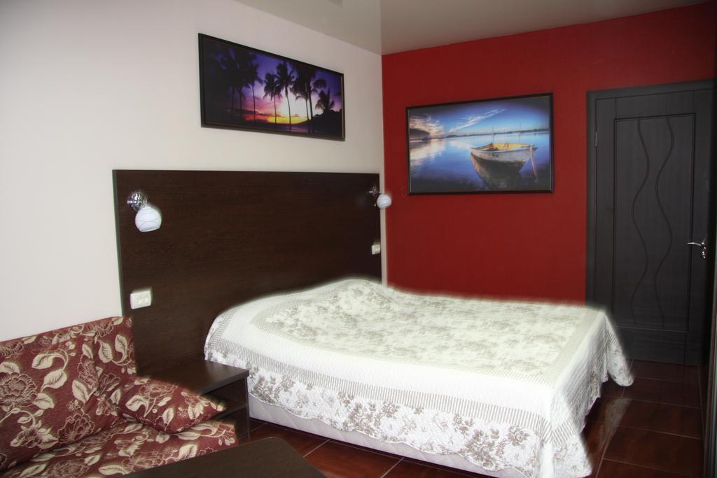 Aleksino Guest House Novorossiysk Oda fotoğraf